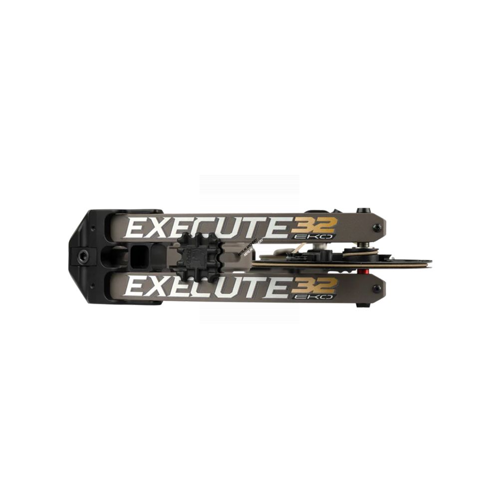  Bear Execute 30 Compound Bow